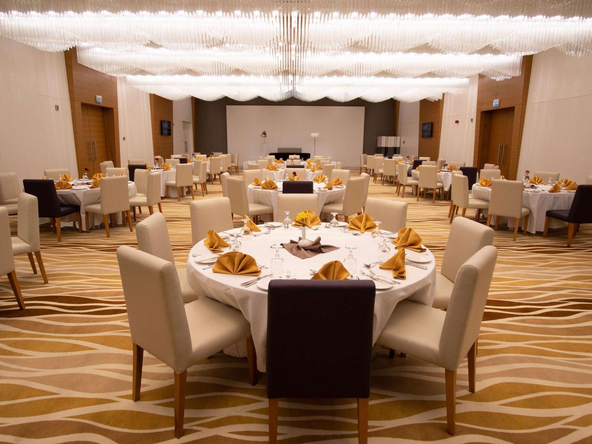 Novotel Jazan Exterior photo The ballroom